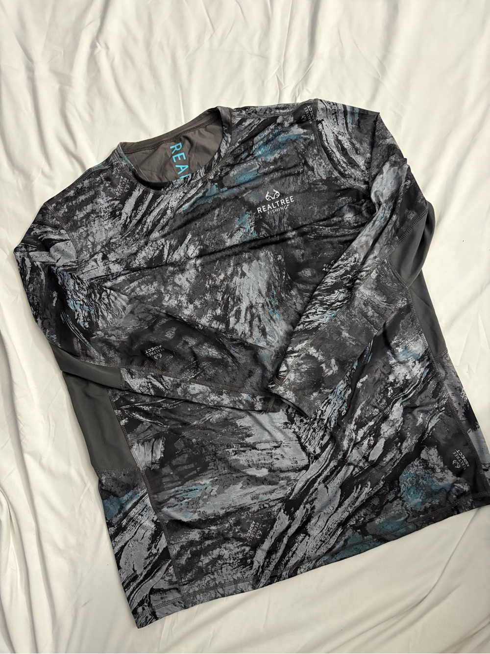 Realtree Long Sleeve Performance Shirt - Gray & Teal Camo Pattern